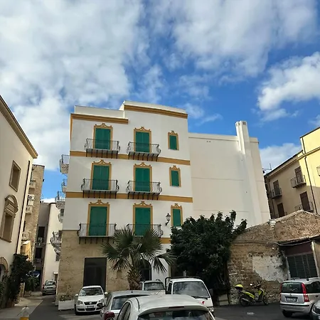 Lily Διαμέρισμα *